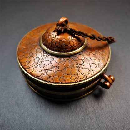 Tingsha Case - 3.35" -4.13" - Mandala Pattern - Tibetan Buddhist art, close-up detail