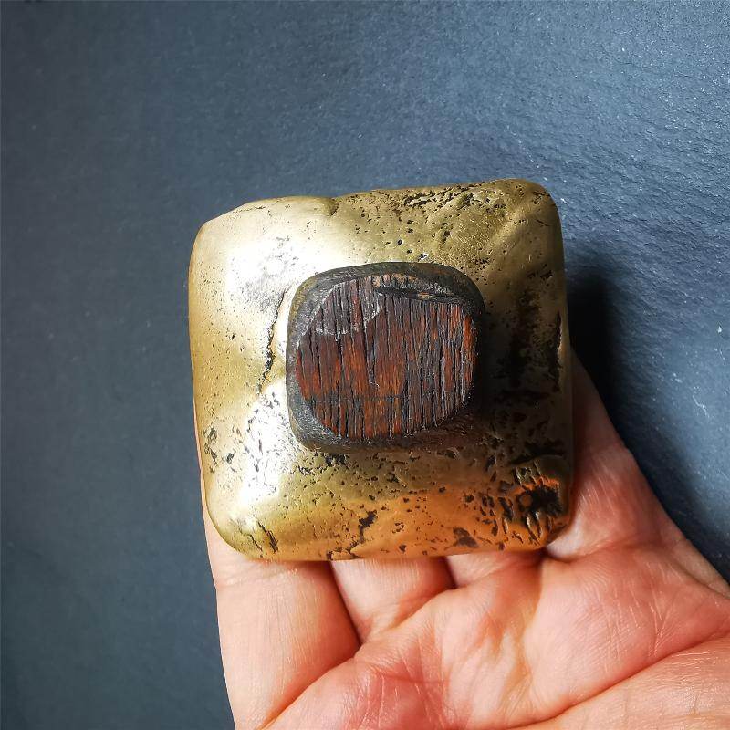 Old Vajrapani Tsa Tsa Mold 2.36“ - Tibetan tsa tsa mold, view 8