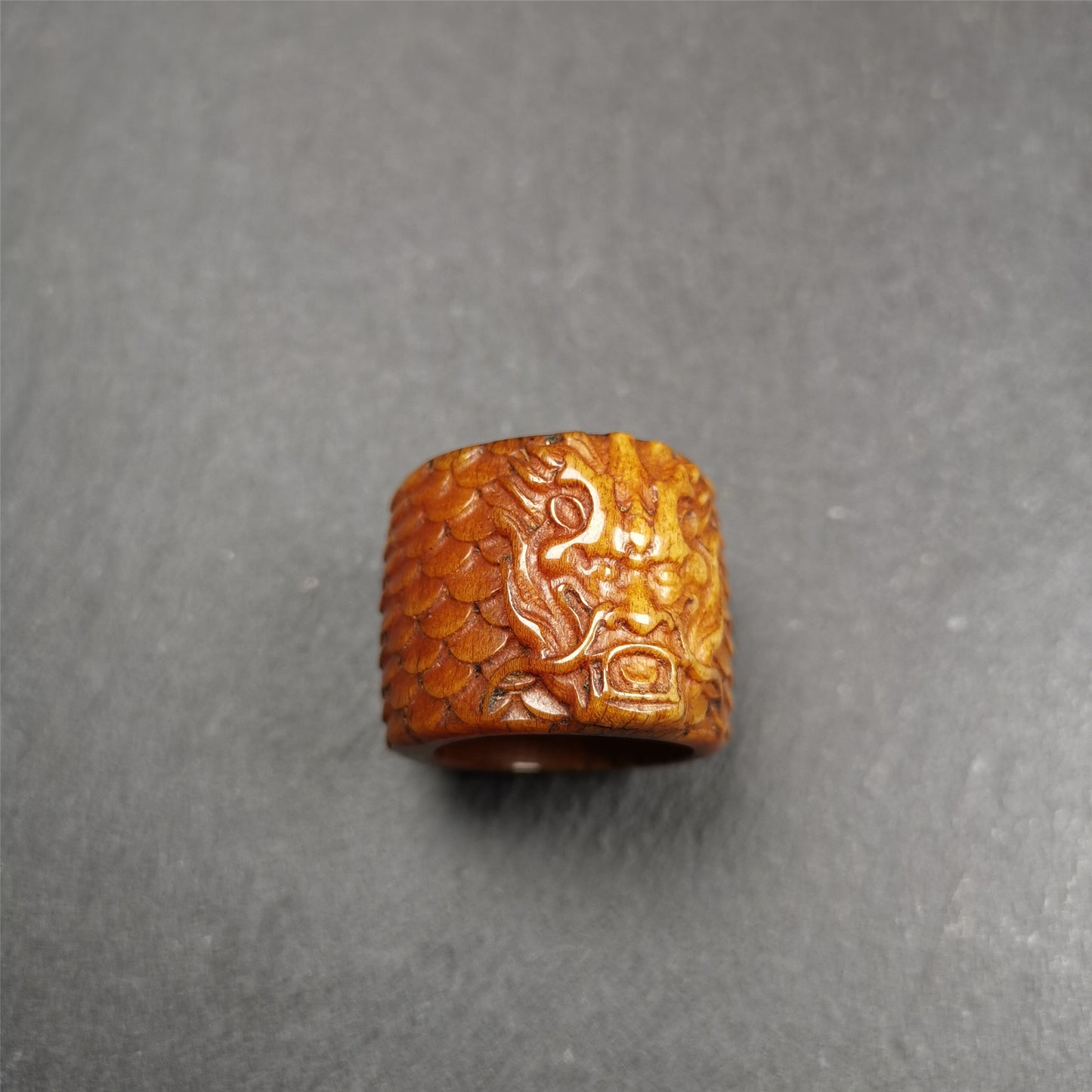 Gandhanra Handmade Big Thumb Ring for Men,Yak Bone Carved,Dragon Pattern,0.87" 