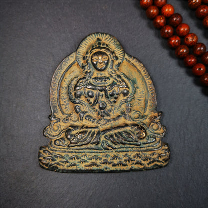 This old amitayus statue was collected from gerze, Tibet. It is made of bronze, size is 3.1 inches . You can make it as a amulet pendant, or put it into your shrine.