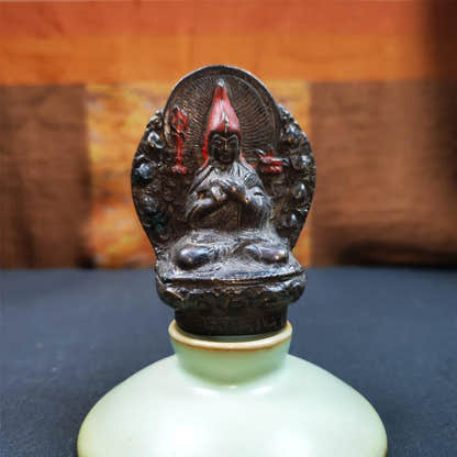 Je Tsongkhapa 2.6" - Tibetan Buddhist statue, close-up detail