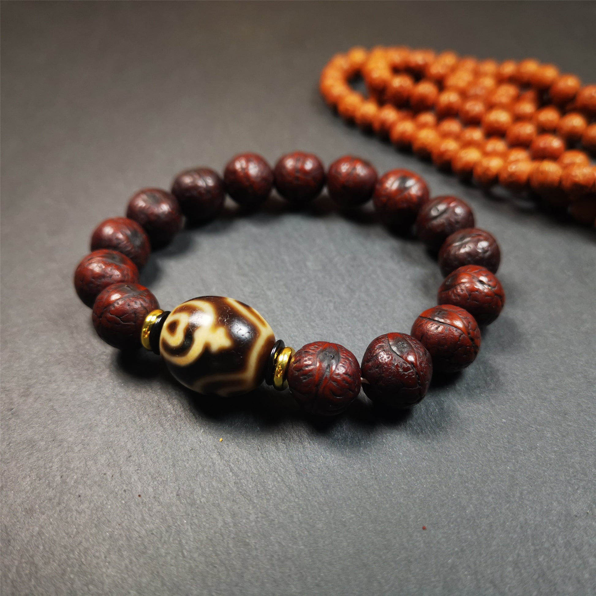 Bodhi Seed Meditation Bead Bracelet - Red String