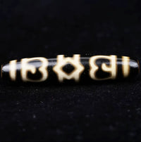 Guru Rinpoche Hat Dzi