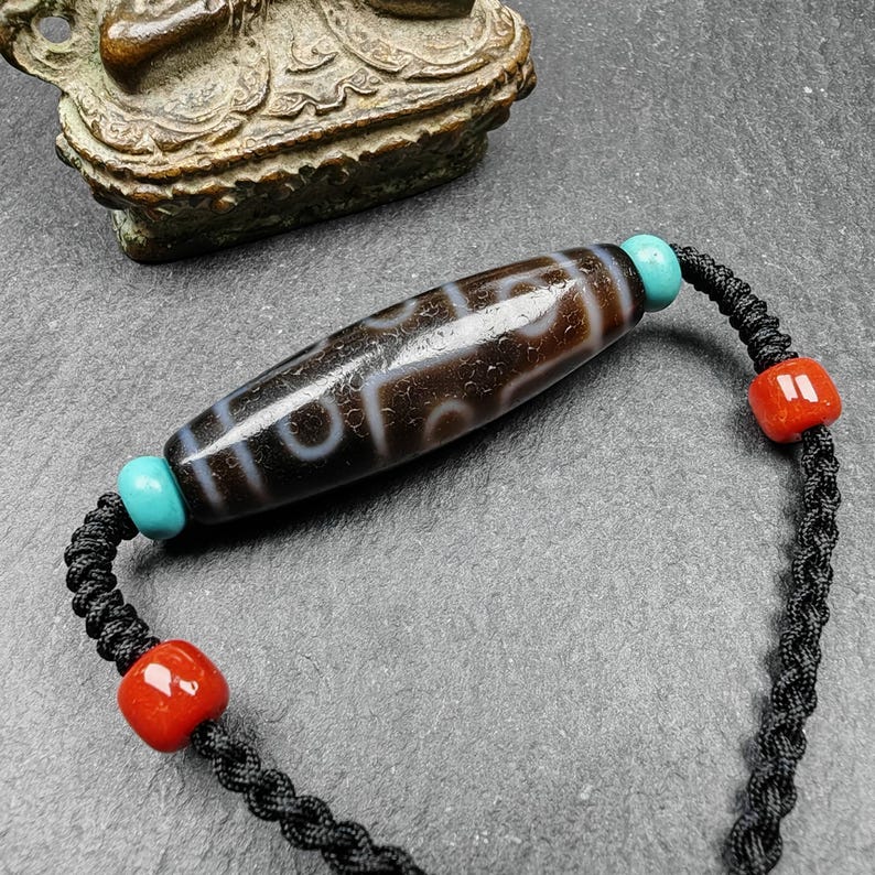 Gandhanra Vintage Tibetan 9 Eyes Dzi Bead Necklace,Protective Charm,Spiritual Gift,1.5" x 0.4"