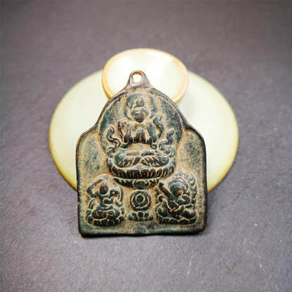 Three Great Bodhisattvas,Chenrezig,Manjushri,Vajrapani 2.12" - Tibetan Buddhist vajra, front view