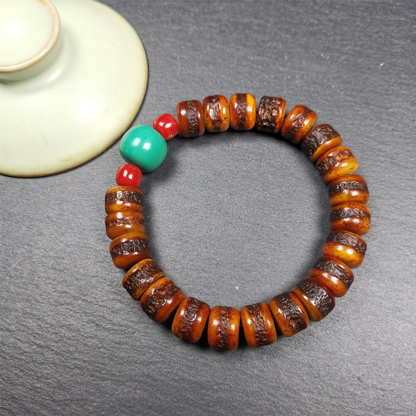 Gandhanra Handmade Tibetan Yak Bone Wrist Mala + Turquoise Bead Bracelet, Hand-carved Amulet Bracelet,for Meditation and Prayer