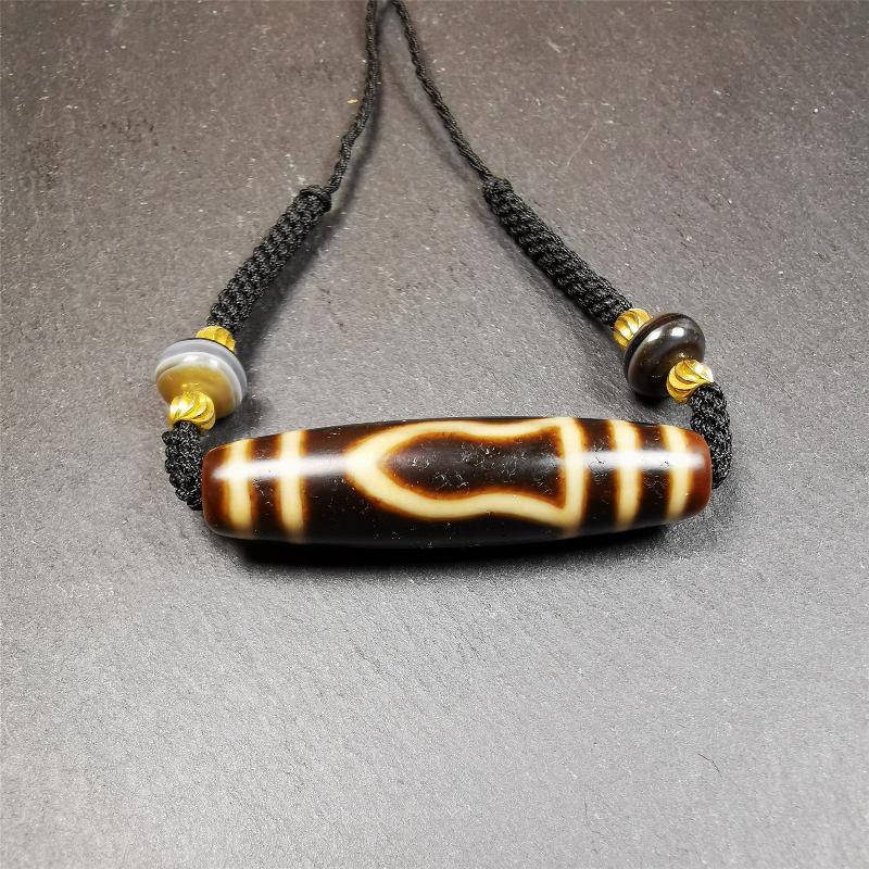 Old Tibetan Four 2024 Stripes Pattern Dzi Bead Amulet Pendant Jewelry Necklace