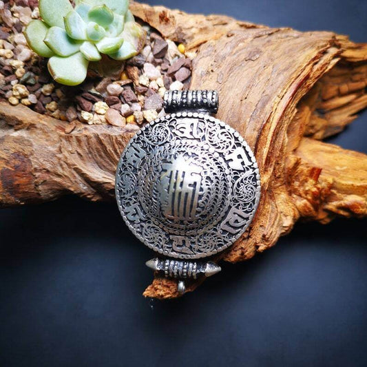 Gau Ghau Shrine, Altar Amulet Pendant,OM and Kalachakra Symbol - Gandhanra-ART