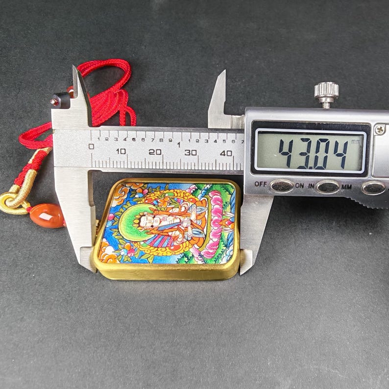 Hand-Painted Akashagarbha Locket Thangka - Tibetan Gau Box Amulet - Tibetan thangka painting, view 10
