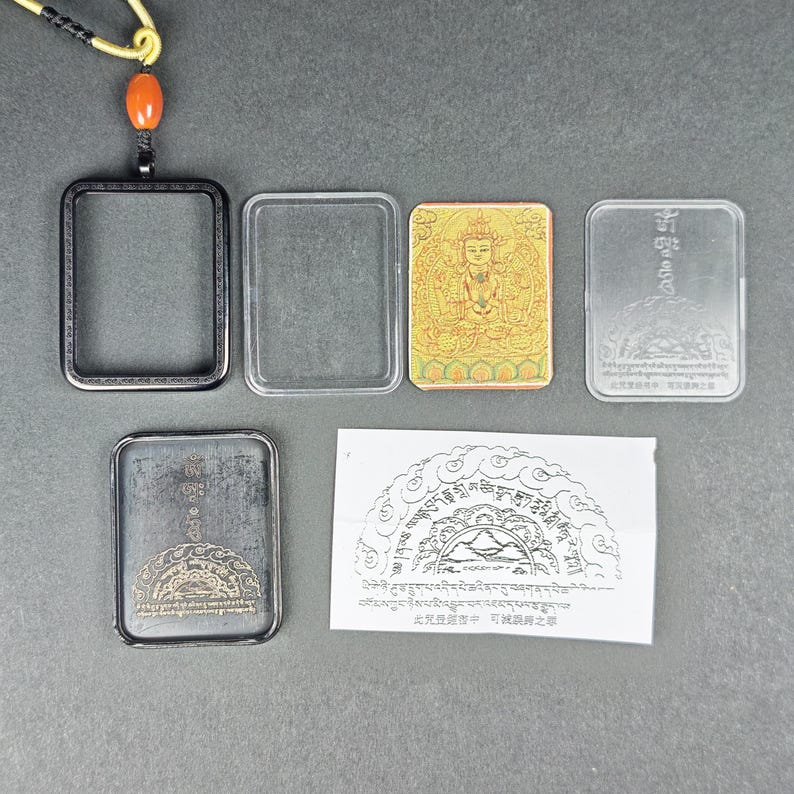 Hand-Painted Chenrezig Locket Necklace – Tibetan Gau Amulet