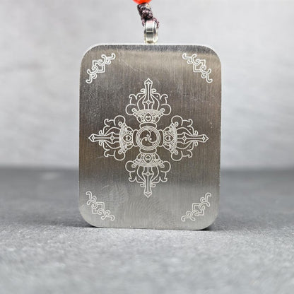 Hand-Painted Chenrezig Locket Thangka – Tibetan Gau Box Amulet Necklace