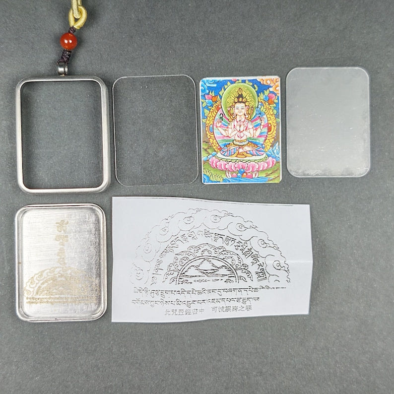 Hand-Painted Chenrezig Locket Thangka - Tibetan Gau Box Amulet - Tibetan thangka painting, view 4
