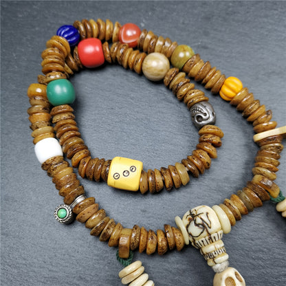 Gandhanra Authentic Tibetan Kapala Mala Necklace,Old Skull Bone Prayer Bead.This kapala mala was collected from Nyingma Kathok monastery, and has been passed down since the 1970's,used and blessed by lamas.
It's made according to traditional rituals, and accessories are gradually added,collection level.