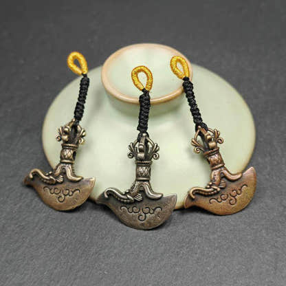 Kartika Amulet - Tibetan Buddhist amulet, detailed view