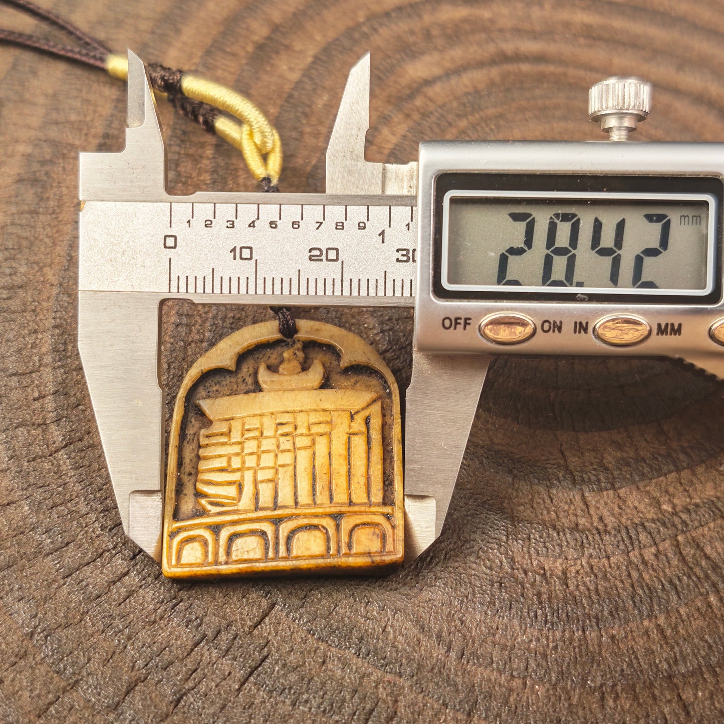 Antique Kapala Amulet Tenfold Auspicious Diagram - 36mm × 28mm