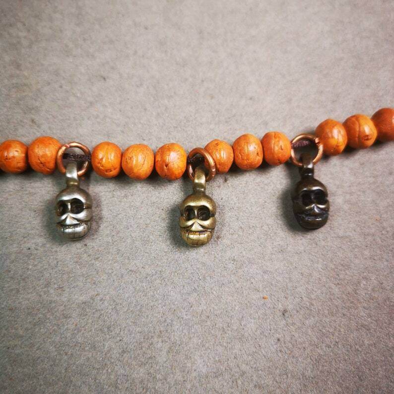 Mala Pendant,Skull Citipati Amulet for Prayer Beads - Tibetan Buddhist mala beads, detailed view
