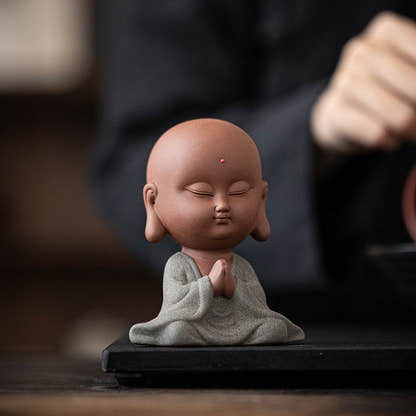 Meditation Buddha Statue - Tibetan Buddhist statue, detailed view