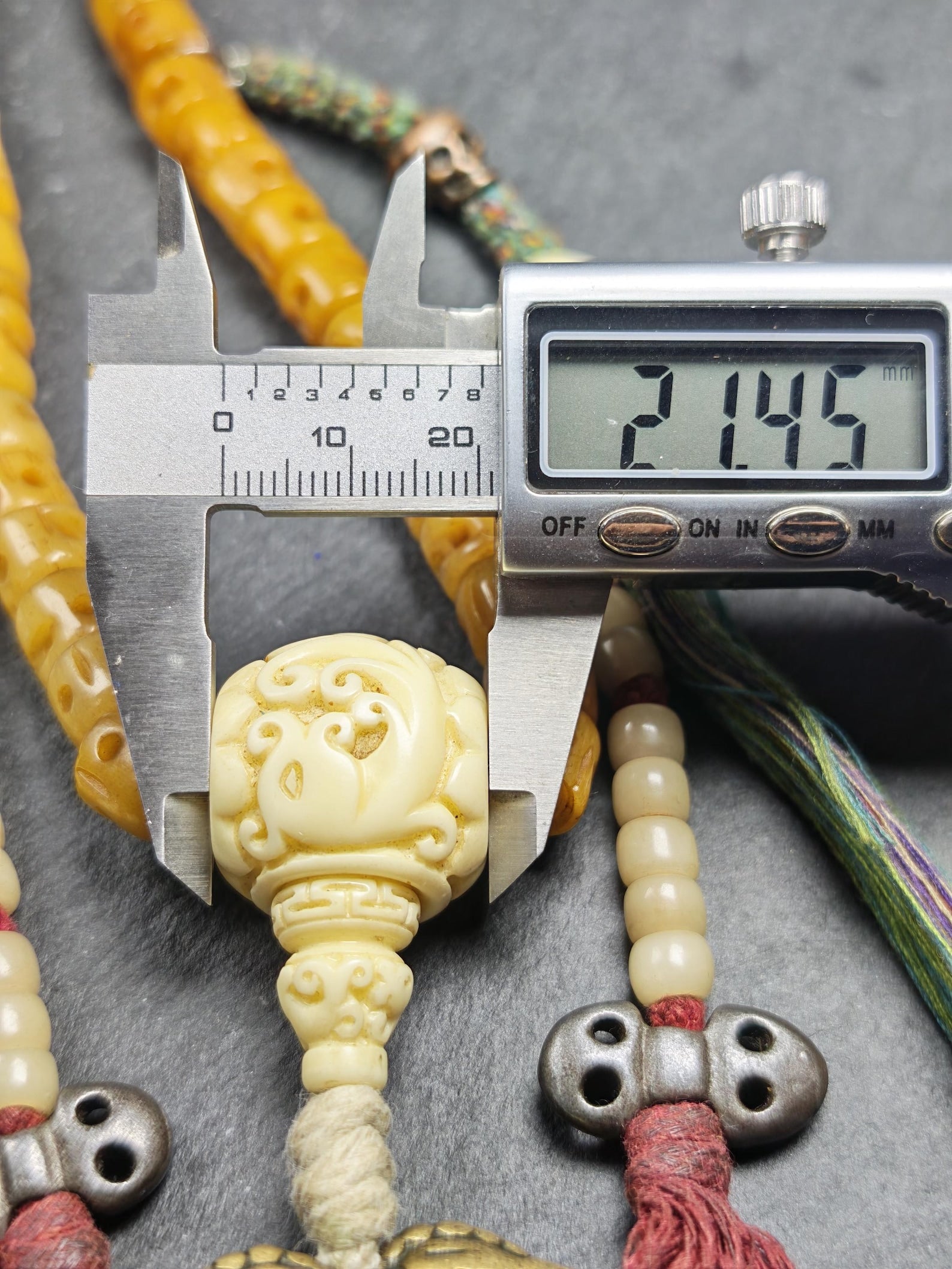 Old 10mm Yak Bone Carved Skull Mala Necklace : Authentic Tibetan Rosary 108 Prayer Beads - 50cm Stretched