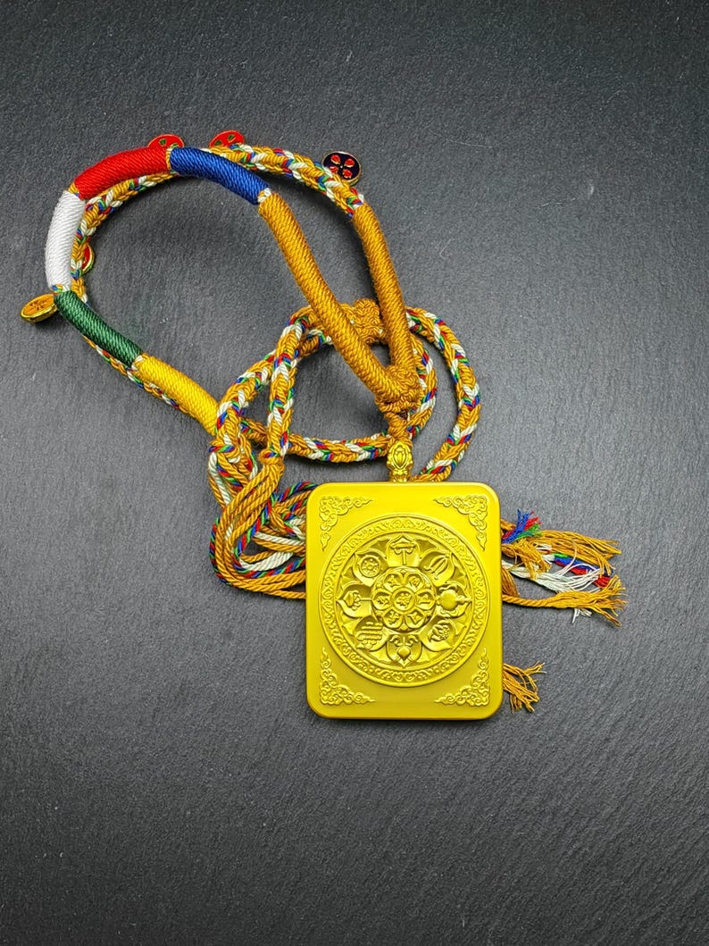 最強の金運！Ghau prayer box 彩繪 手描きザキラムペンダント八吉祥 Hand-Painted Drashi Lhamo Amulet | Tibetan Zashi Lhamo Gau Shrine