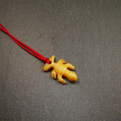 Bone Scorpion Amulet 1.2" - Tibetan Buddhist amulet, view 5