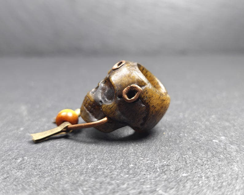 Tibetan Citipati Skull Pendant - 27 - Tibetan Buddhist amulet, view 9