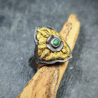 Tibetan Cross Vajra Ring Gold & Silver Gilding Adjustable Ring - Tibetan Buddhist vajra, detailed view