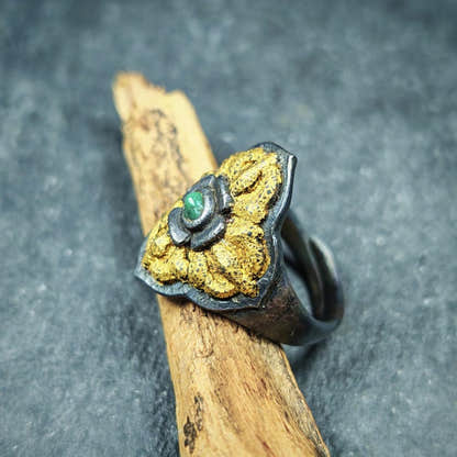 Tibetan Cross Vajra Ring Gold & Silver Gilding Adjustable Ring - Tibetan Buddhist vajra, close-up detail