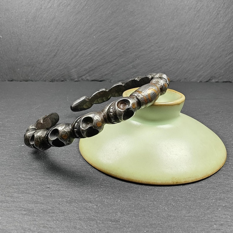 Unique Tibetan Citipati Skull Bangle,Cold Iron Cuff Bracelet,Protection Jewelry,Made of Cold Iron,Inlaid Copper