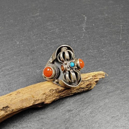 Silver Ring - Tibetan Buddhist vajra, front view