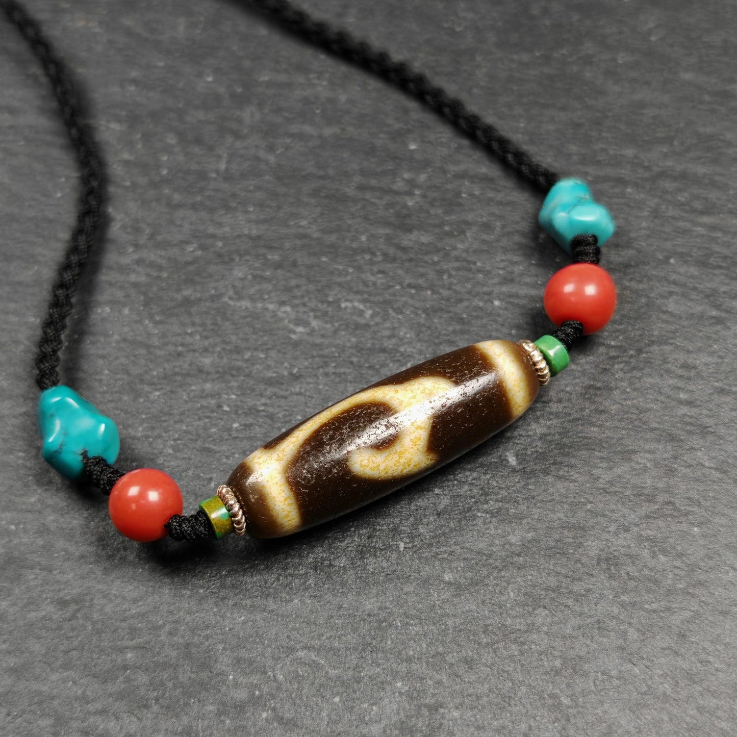 Vintage Green Tara Dzi Bead Necklace | Tibetan Jewelry | Protection Charm for Success and Prosperity | Spiritual Gift | 35*11mm