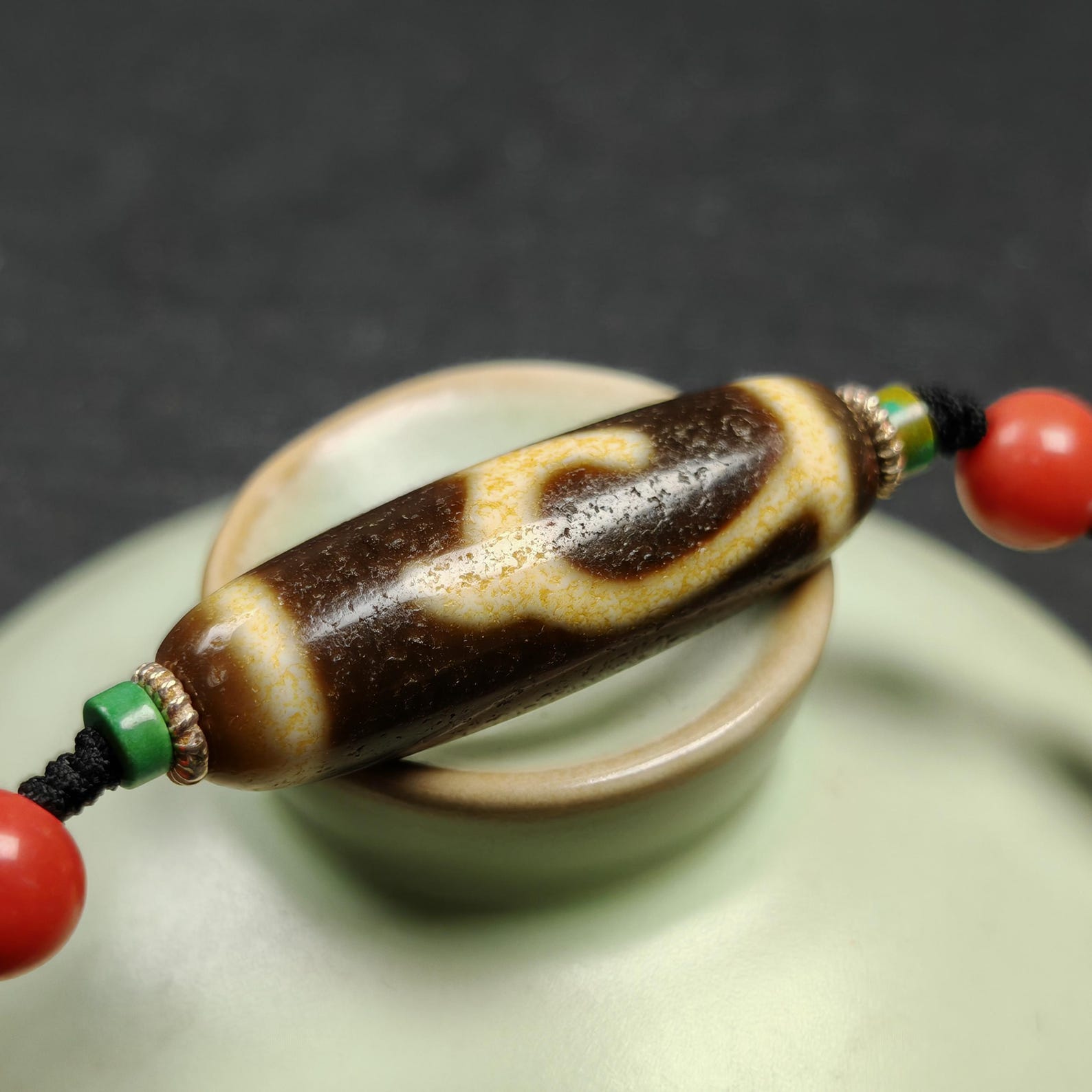 Vintage Green Tara Dzi Bead Necklace | Tibetan Jewelry | Protection Charm for Success and Prosperity | Spiritual Gift | 35*11mm