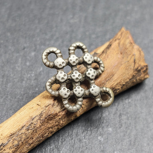 Vintage Lucky Knot Amulet - Endless Knot Charm - Tibetan Mala Pendant,Silver Plated Jewelry Accessories
