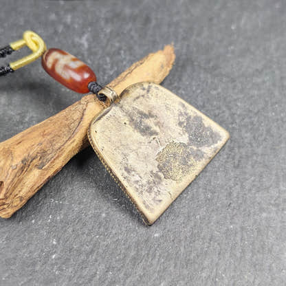 Vintage Skull Citipati Stupa Amulet - 34*40mm - Tibetan Buddhist amulet, close-up detail