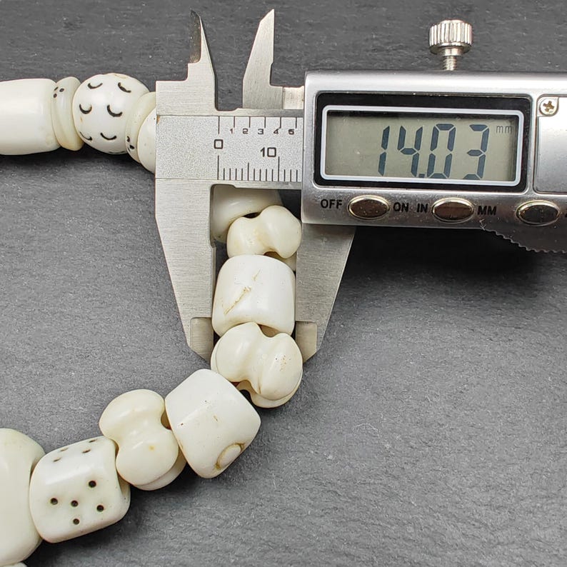 Vintage Tibetan Conch Shell Wrist Mala | 14mm Shankha Shell Prayer Beads Bracelet