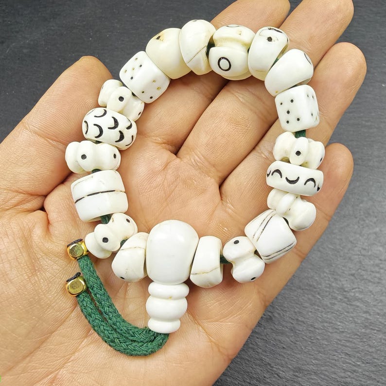 Vintage Tibetan Conch Shell Wrist Mala | 14mm Shankha Shell Prayer Beads Bracelet