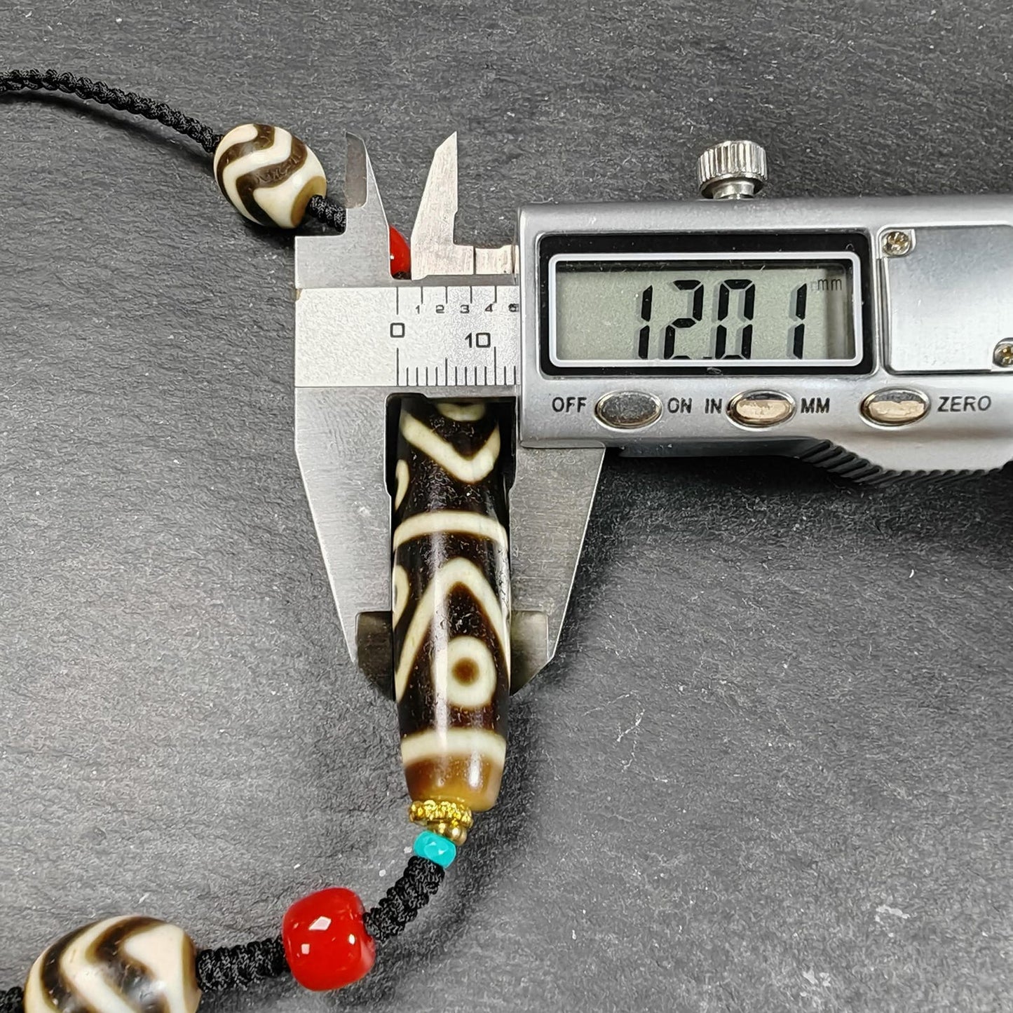 Vintage Wave 8 Eyes Dzi Bead Necklace | Tibetan Dzi Jewelry | Protection Charm for Prosperity | Spiritual Gift | 53*12mm
