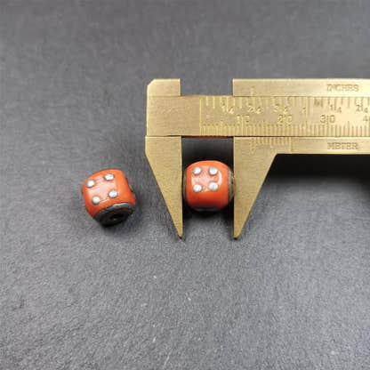 1 Pair of Plastic Dice Beads 0.47" - Tibetan Buddhist art, size reference