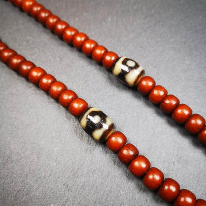 1 Pair of Mandala 3 Eyes Dzi Beads 0.47" - Tibetan dzi bead, view 4