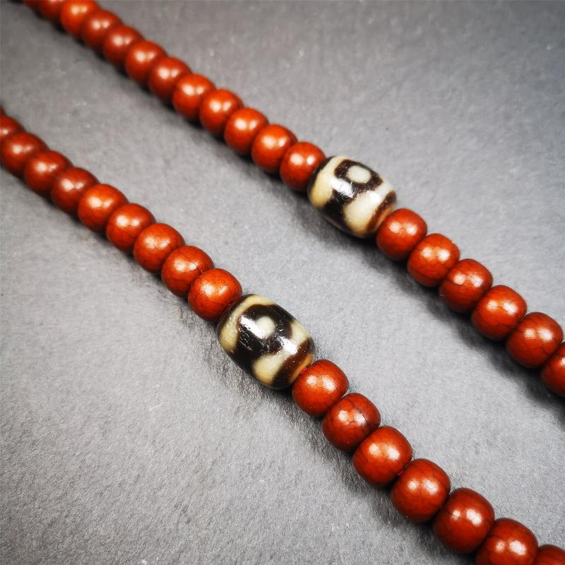1 Pair of Mandala 3 Eyes Dzi Beads 0.47" - Tibetan dzi bead, view 4