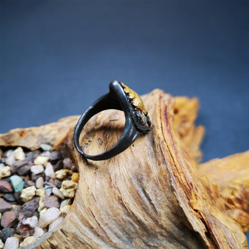 Gold Shankha Conch Ring 0.87" - Tibetan Buddhist art, view 6