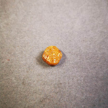 Lucky Knot Bead Amulet 0.63" - Tibetan Buddhist amulet, view 6