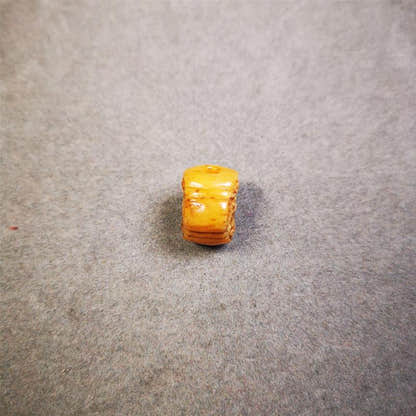 Lucky Knot Bead Amulet 0.63" - Tibetan Buddhist amulet, view 7