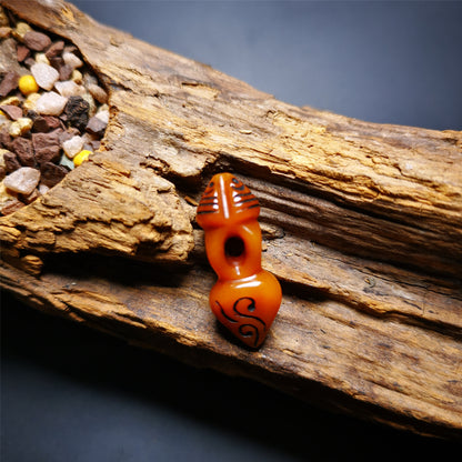 This unique bone carved phurba pendant is made by Tibetan craftsmen in Hepo Township, Baiyu County, the birthplace of the famous Tibetan handicrafts.  You can use it as a spacer bead on mala,or pendant bead under guru bead. Also can be use as amulet pendant or keychain.