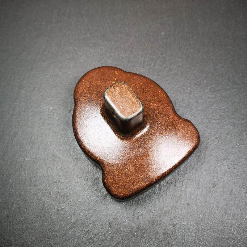 Je Tsongkhapa Tsa Tsa Mold - Tibetan tsa tsa mold, detailed view
