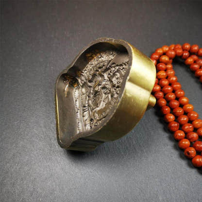 Vajrasattva Tsa Tsa Mold 2.95“ - Tibetan tsa tsa mold, view 4