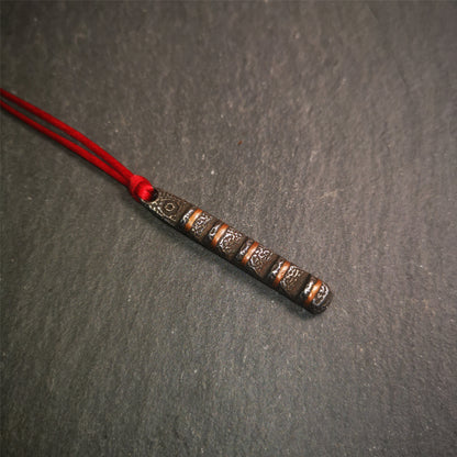 This unique Ladder pendant is made by Tibetan craftsmen. It is made of cold iron and copper, black color,the shape is Tibetan Ladder of Heaven,length is 45mm. You can make it into a pendant,keychain, or just put it on your desk,as an ornament.