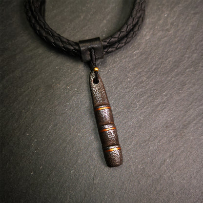 This unique Ladder pendant is made by Tibetan craftsmen. It is made of cold iron and copper, black color,the shape is Tibetan Ladder of Heaven,length is 53mm. You can make it into a pendant,keychain, or just put it on your desk,as an ornament.