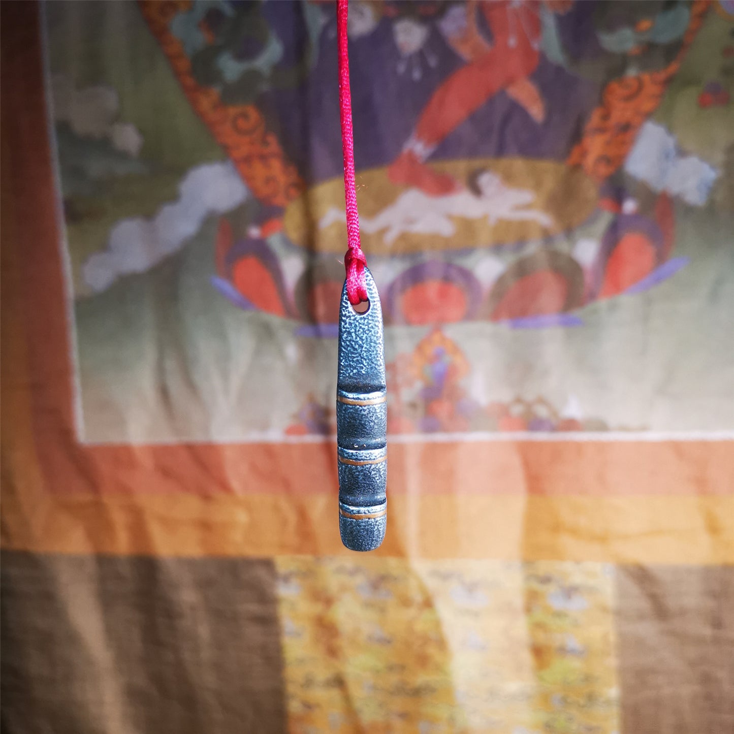 This unique Ladder pendant is made by Tibetan craftsmen. It is made of cold iron and copper, black color,the shape is Tibetan Ladder of Heaven,length is 53mm. You can make it into a pendant,keychain, or just put it on your desk,as an ornament.