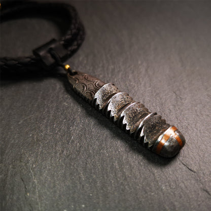 This unique Ladder pendant is made by Tibetan craftsmen in Hepo Township, Baiyu County. It is made of cold iron and copper, black color,the shape is Tibetan Ladder of Heaven,length is 60mm. You can make it into a pendant,keychain, or just put it on your desk,as an ornament.