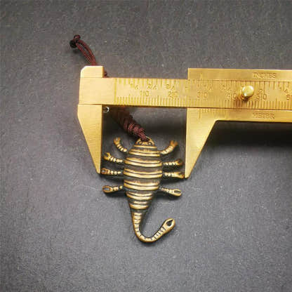 Scorpion Guru Amulet 1.57" - Tibetan Buddhist amulet, size reference